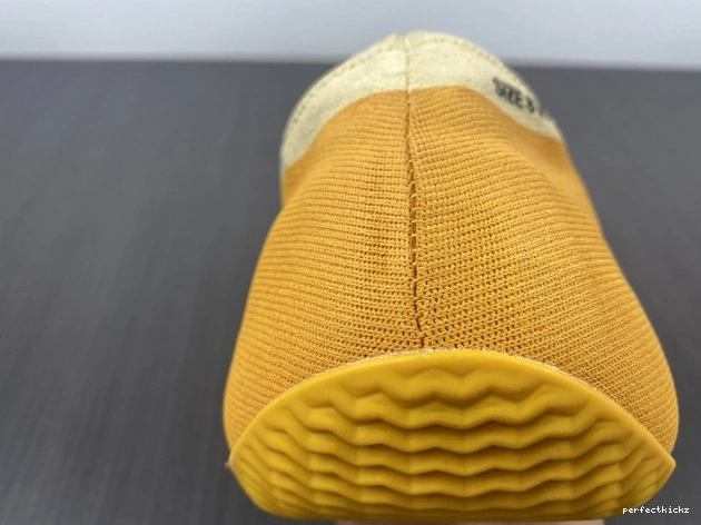 GW5353 Adidas Yeezy Sulfur Knit RNR 0811